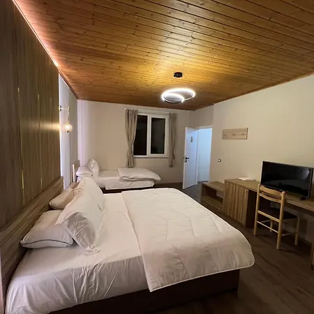 Gæstehus Bujtina Shehu 3*